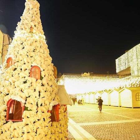 Craiova - Cazare Bagian luar foto