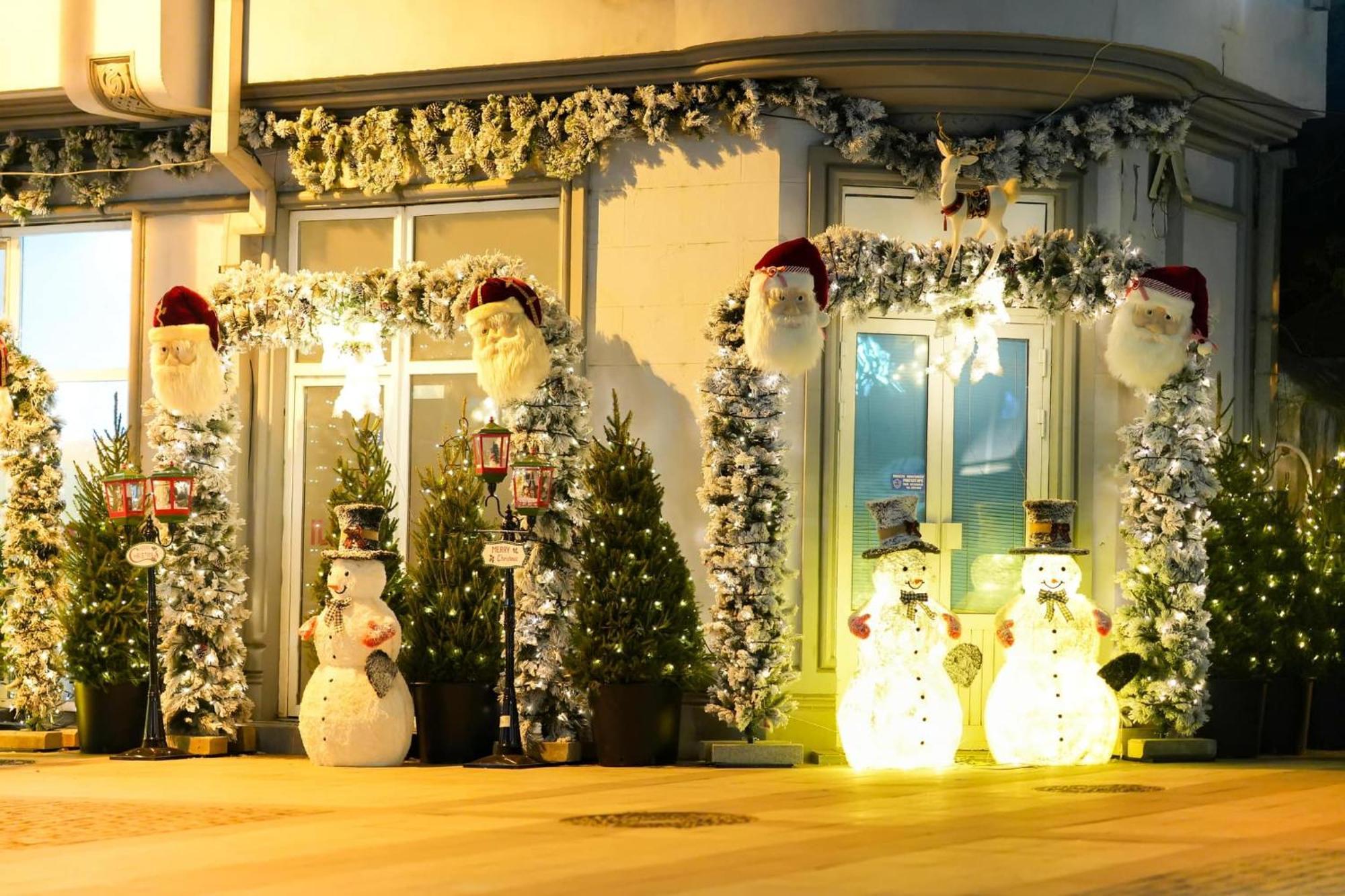 Craiova - Cazare Bagian luar foto